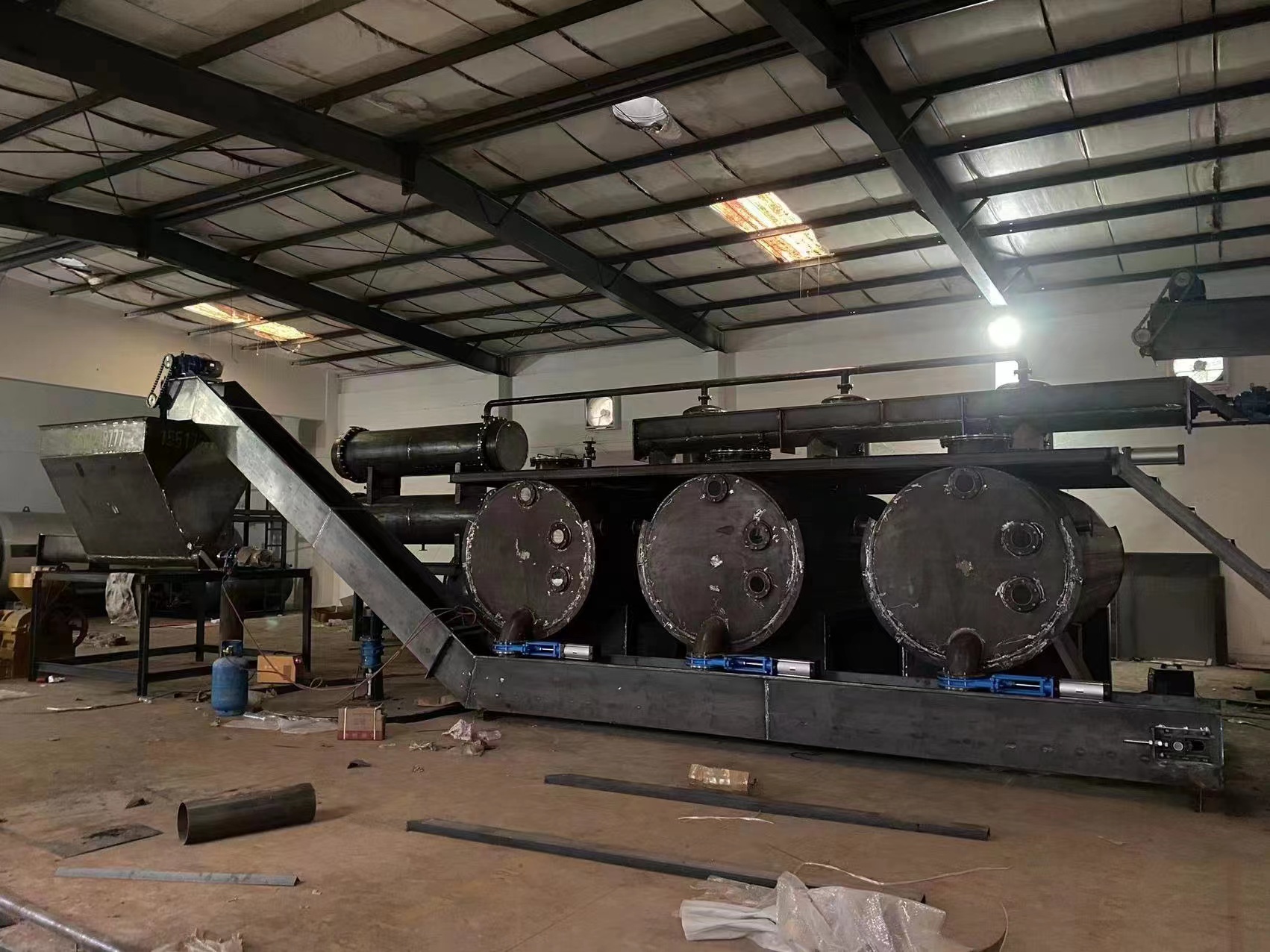 日產(chǎn)50T -D動物油環(huán)保負(fù)壓生產(chǎn)線